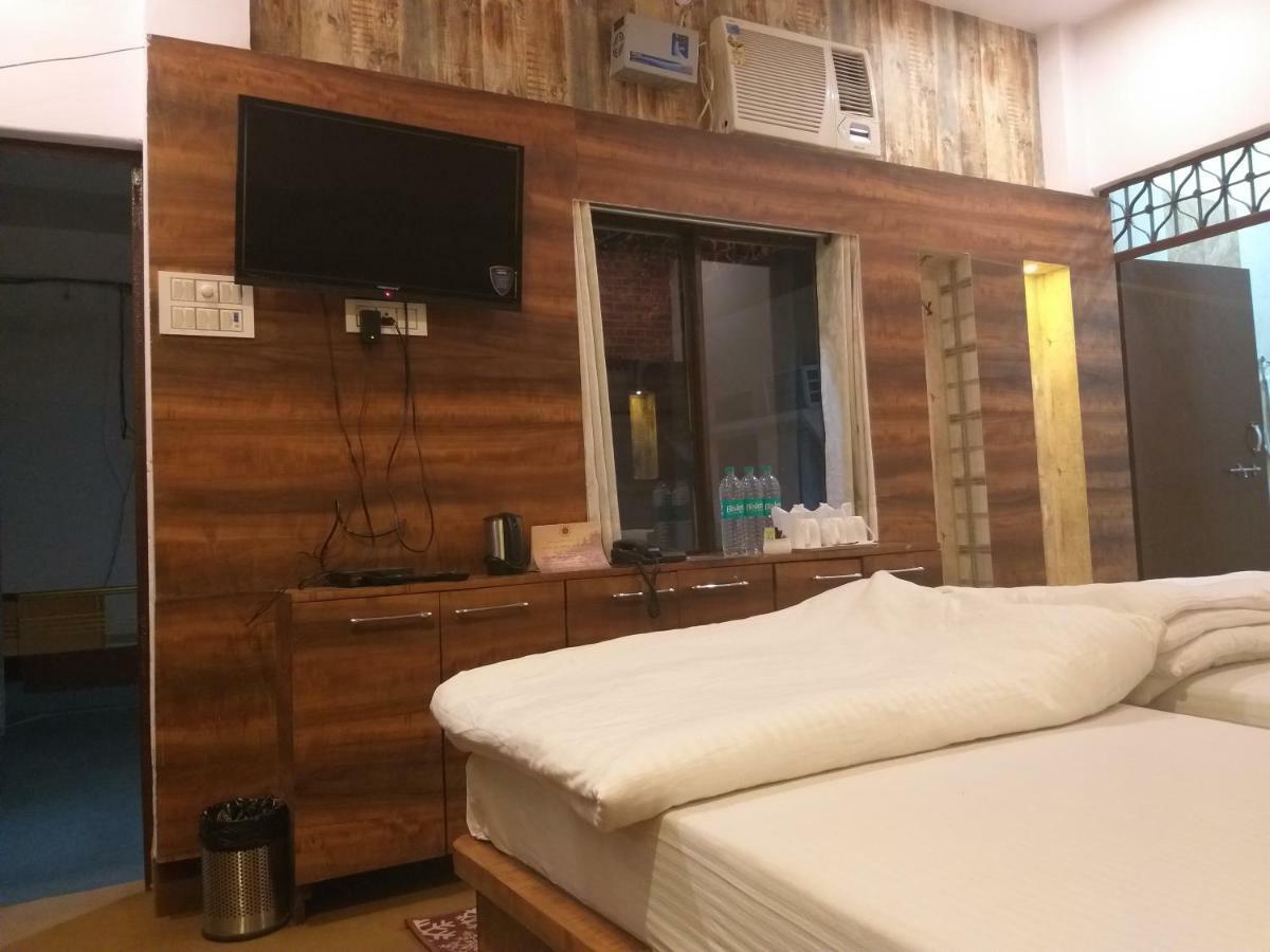 Hotel Elena