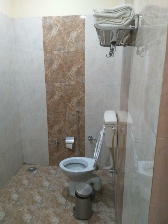 Hotel Elena 3*